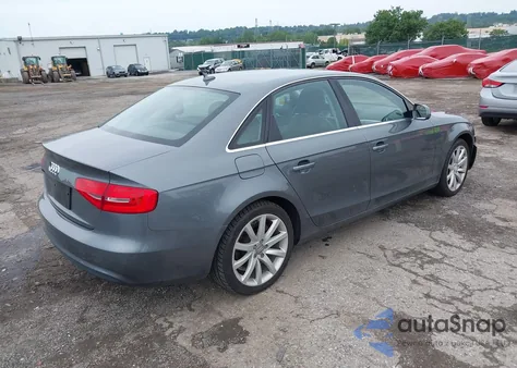 2013 Audi A4 2.0T Premium z USA, uszkodzony, nr VIN WAUFFAFL4DN027143